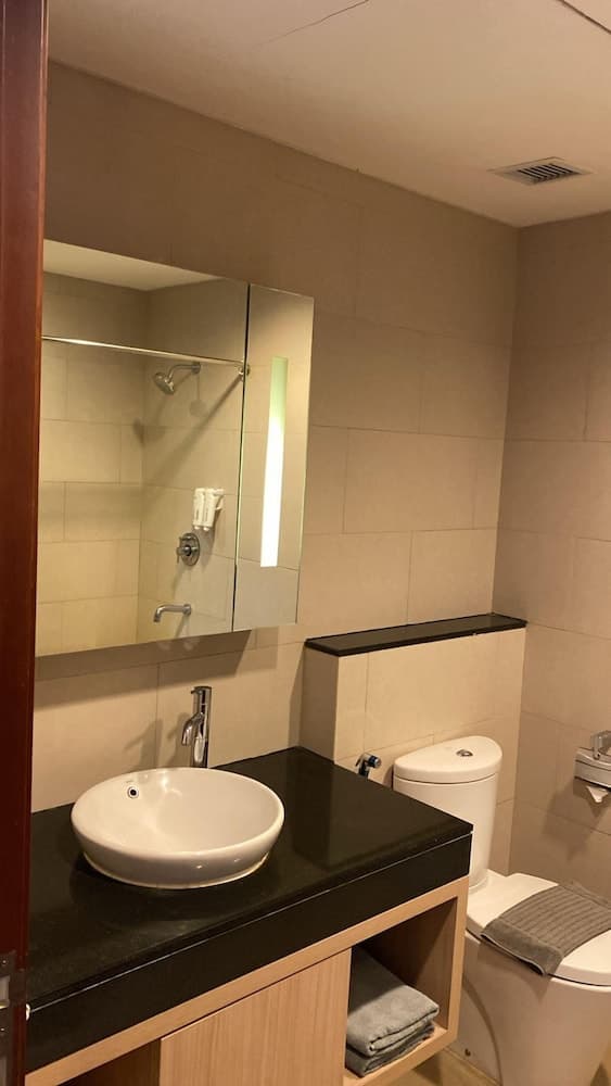 The H Tower Rasuna Suites Kuningan Jakarta By Villaloka