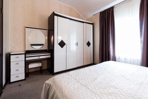 Noy Hotel