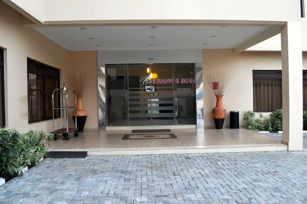 De Santos Hotel