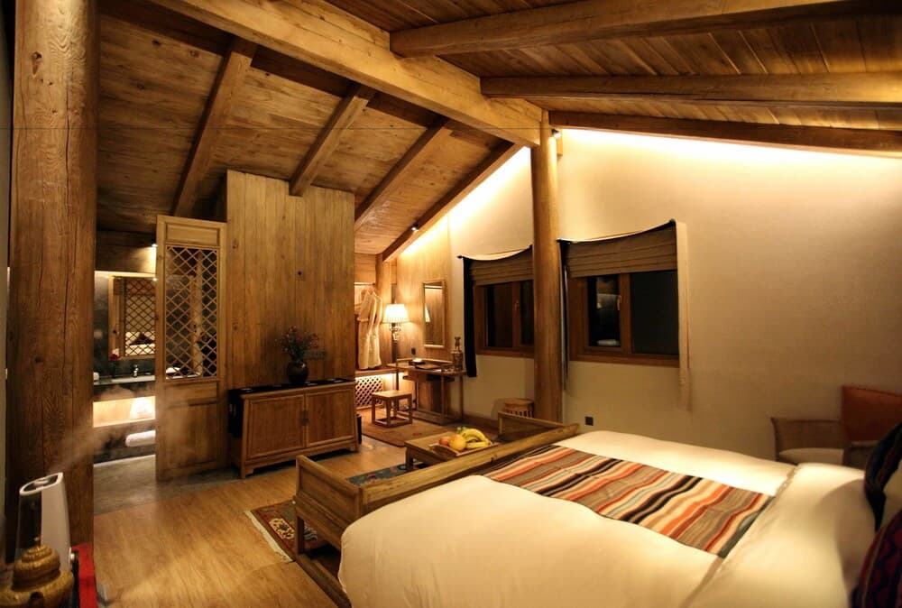Gadan Manor