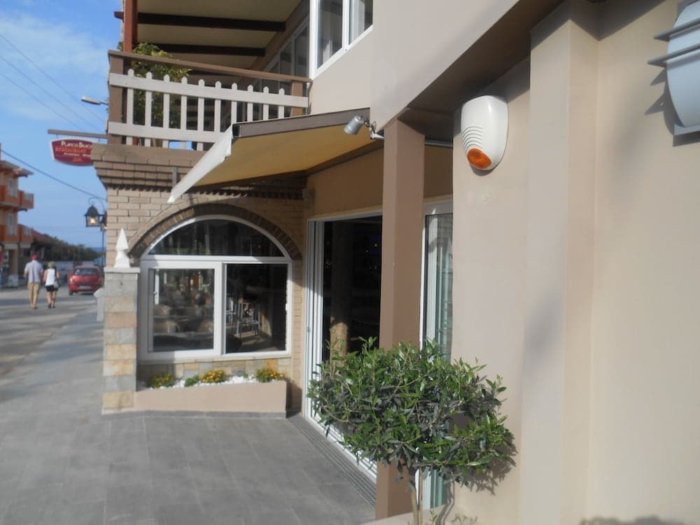 Planos Bay Hotel