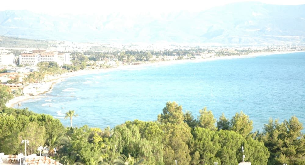 Arora Hotel