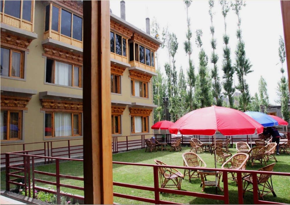 TIH Hotel Latso