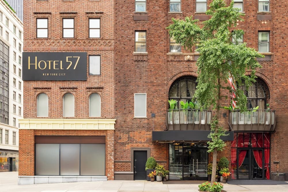 Hotel 57