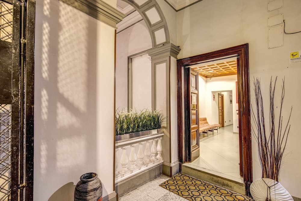 Artemis Guest House