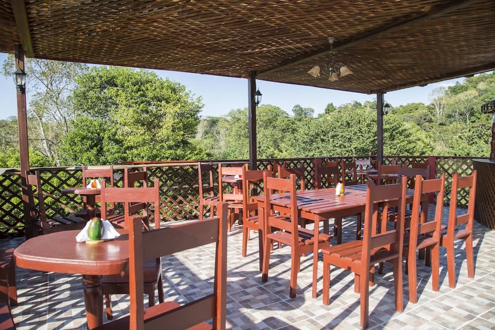 Hotel Aruma