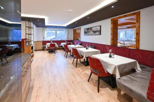 Hotel Sonnfeld