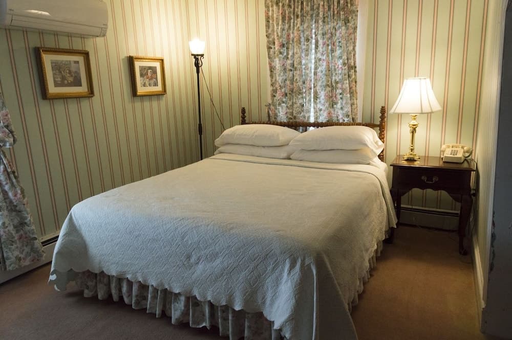 Washington Irving Inn