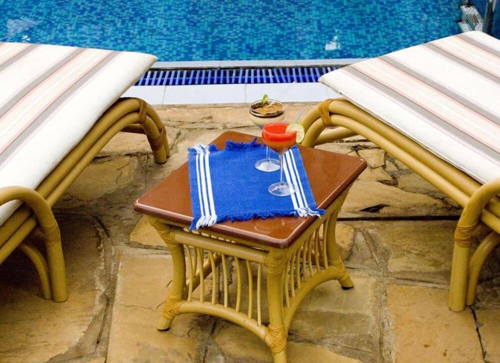 Ole Dume Suites