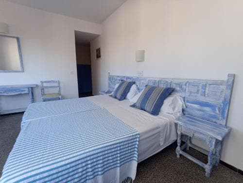 Hostal Santa Ana