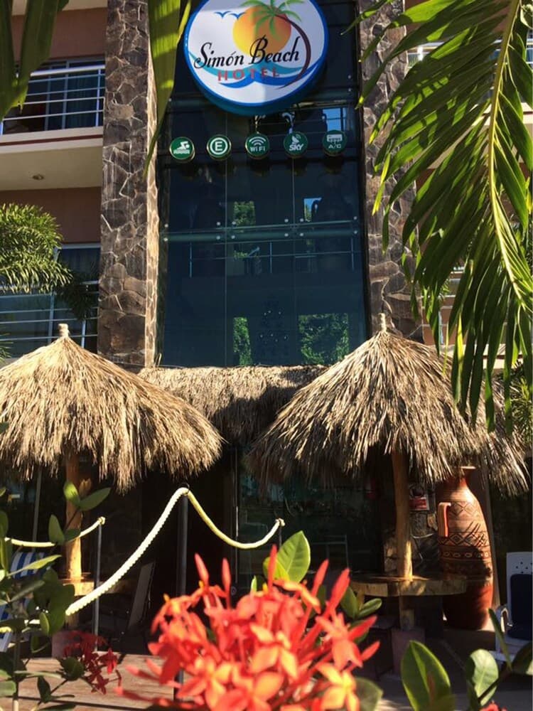 Hotel Simon Beach