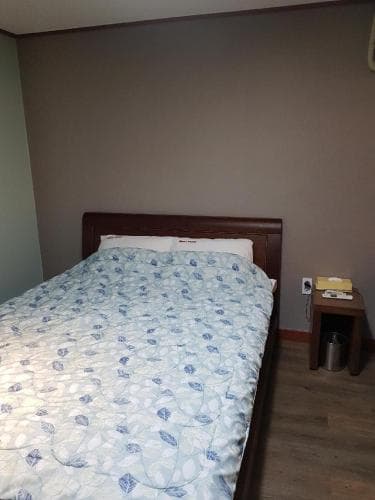 Mono Motel