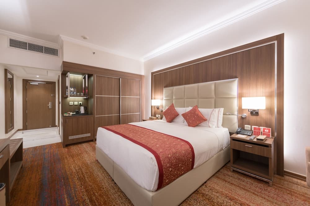 Ramada by Wyndham Continental Jeddah