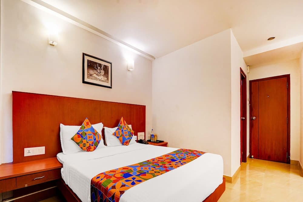 Fabhotel Holiday Park