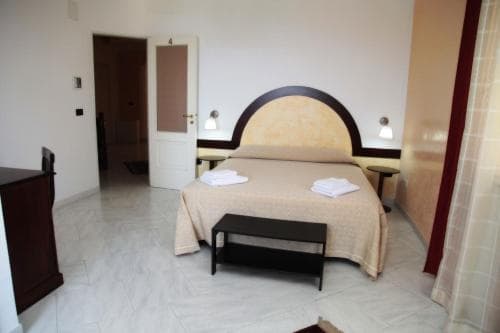 Casa Galez Bed & Breakfast