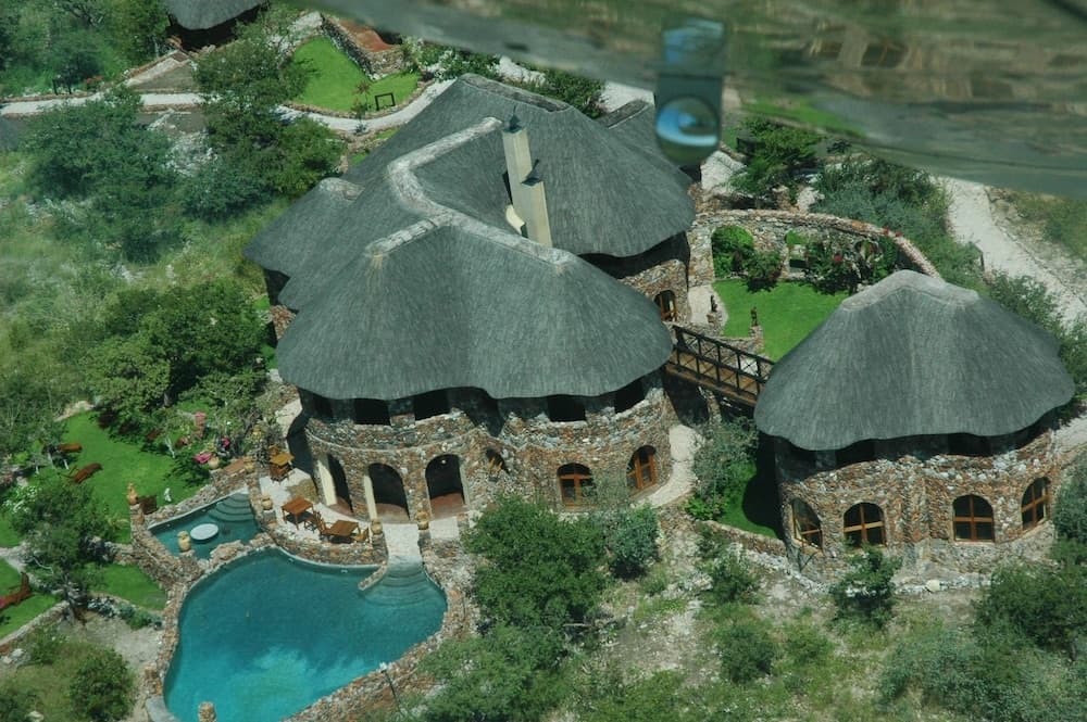 aha Eagle Tented Lodge & Spa Etosha