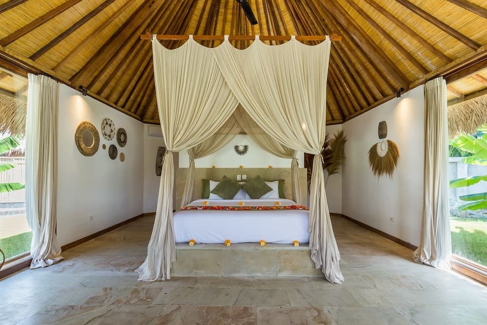 Emocean Beach Boutique Dive Resort