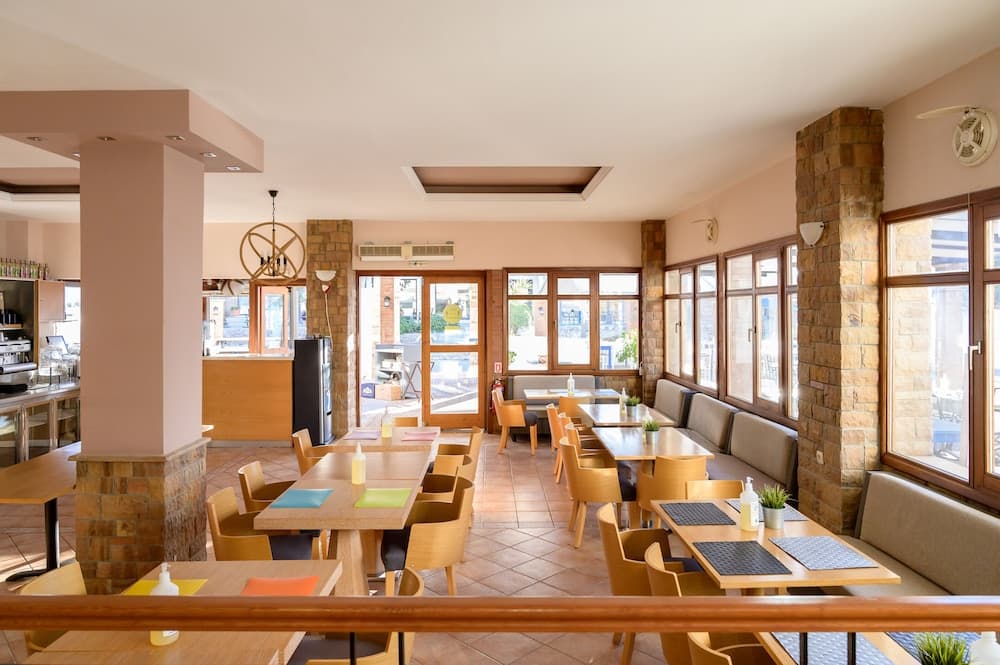 Esperides Hotel
