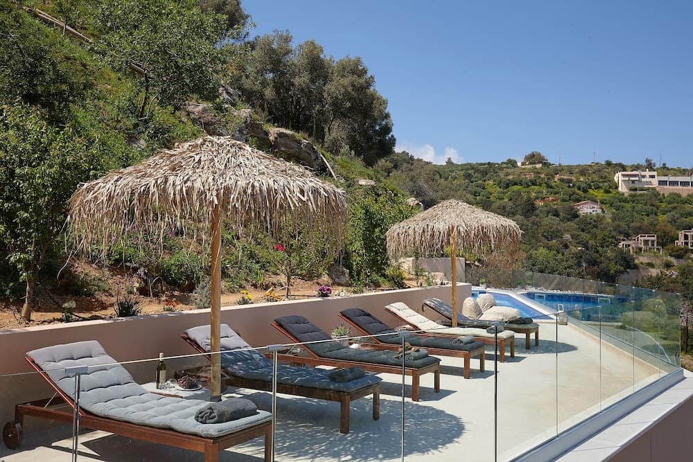 Villa Omikron