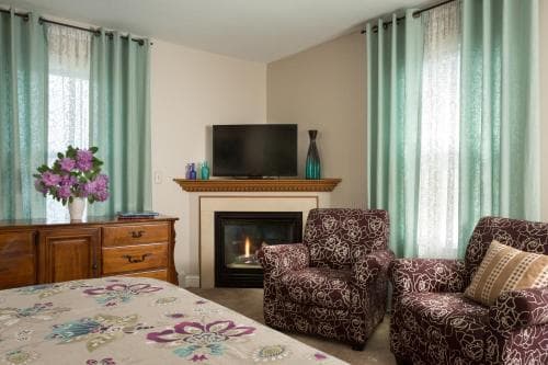 Beech Tree Inn and Cottage