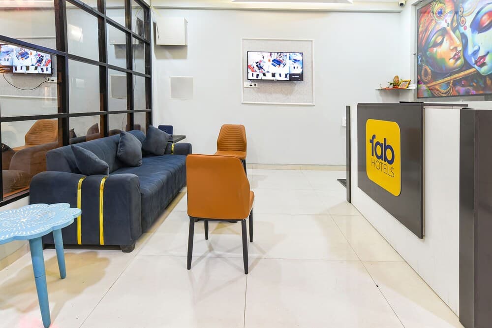 Fabhotel Rk