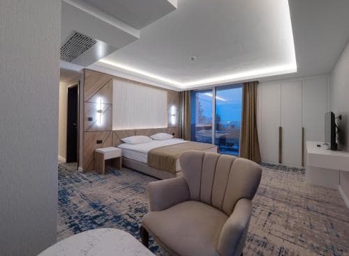 Tara Hotel