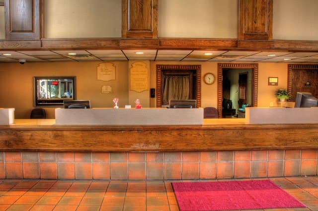 Seasons Inn Hotel