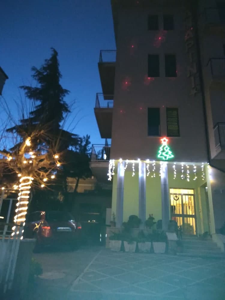 Albergo Villa Canapini