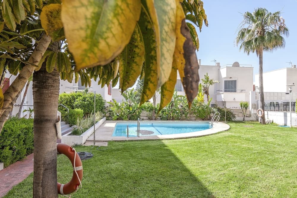 Apartamentos La Buganvilla