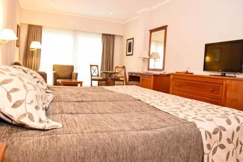 Howard Johnson Hotel Rio Ceballos