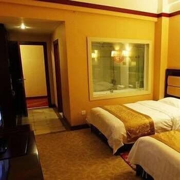 Dong Da Men Hotel