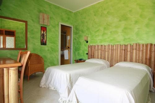 Levante Hotel