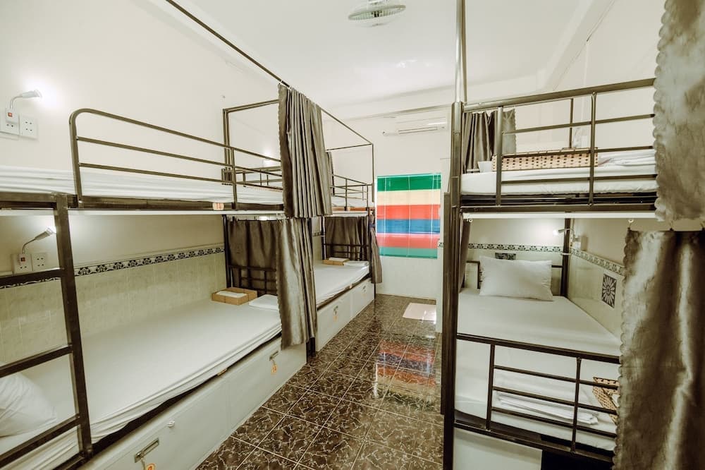 Dorm24H Hostel