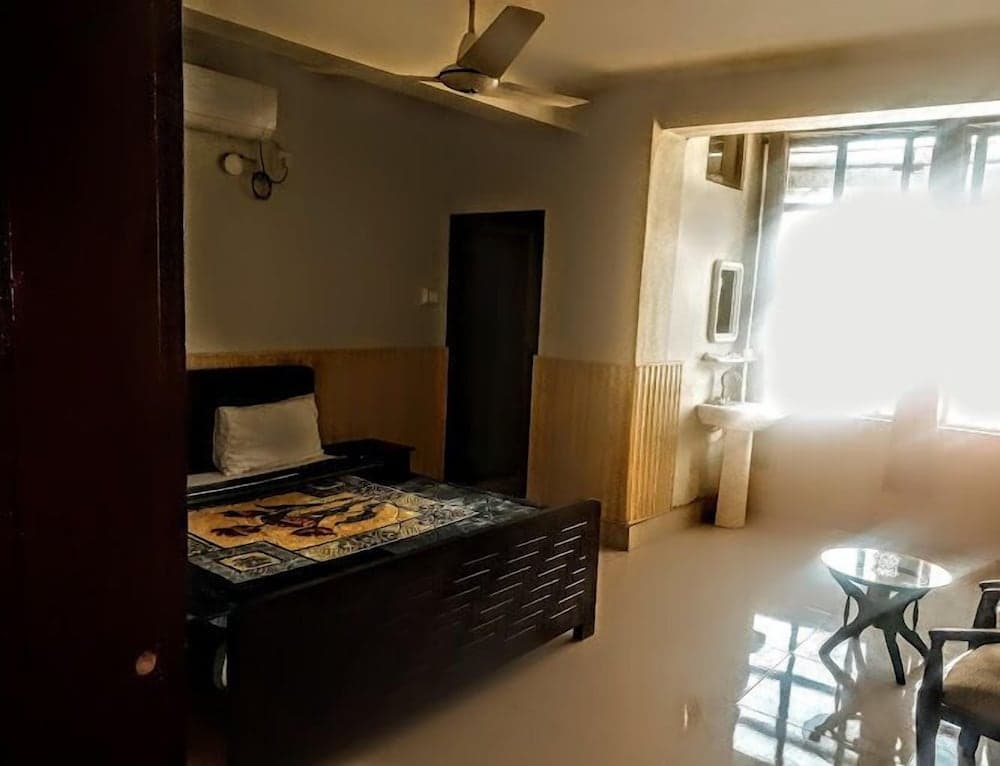 Al Atiq Hotel