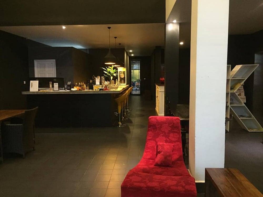 K9 Riverside Hotel
