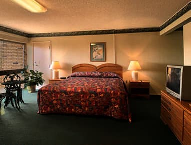 Super 8 Motel