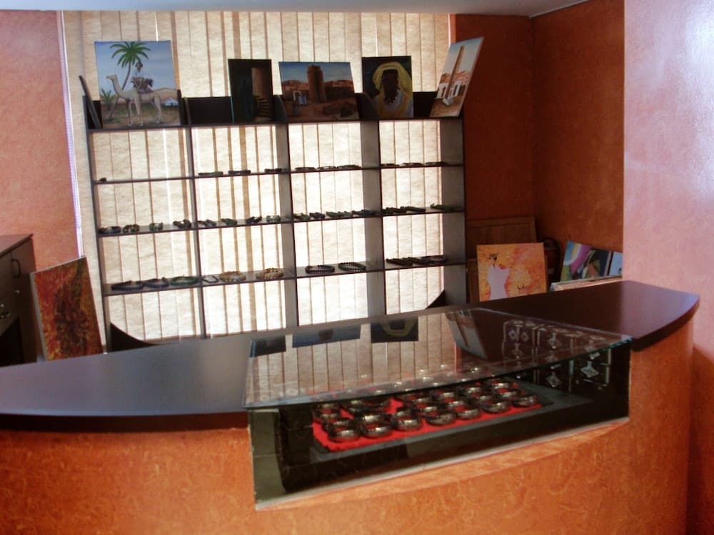 Hotel Tfeila