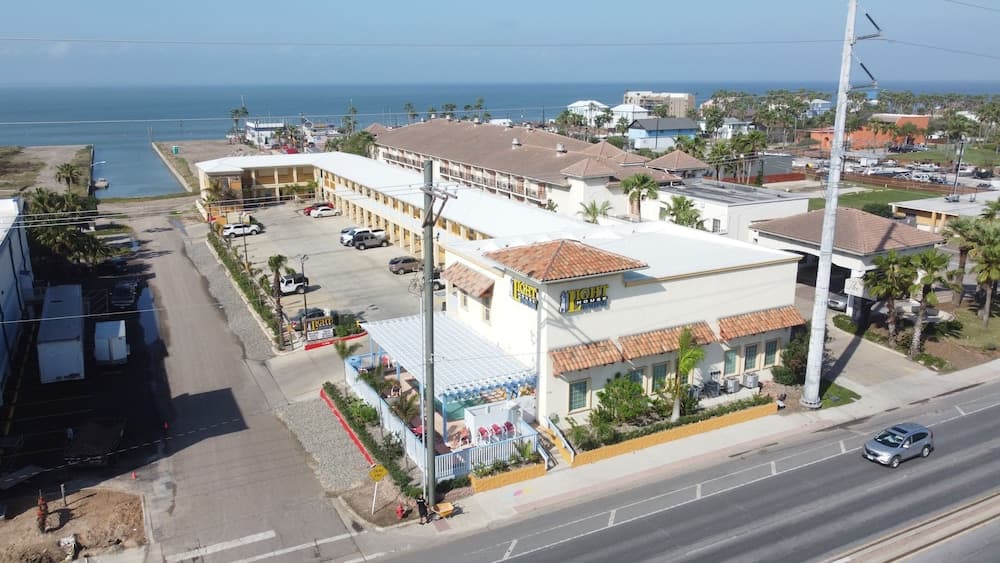 Lighthouse Inn