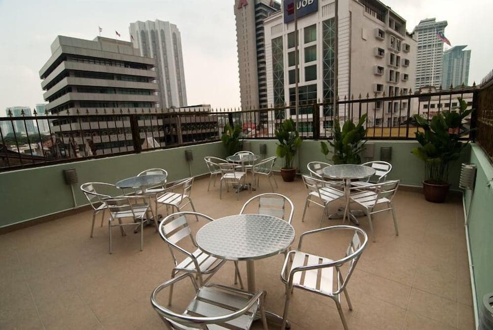 Hotel A-One