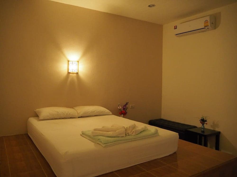Chaofa Resort