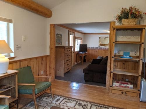 Daven Haven Lodge & Cabins