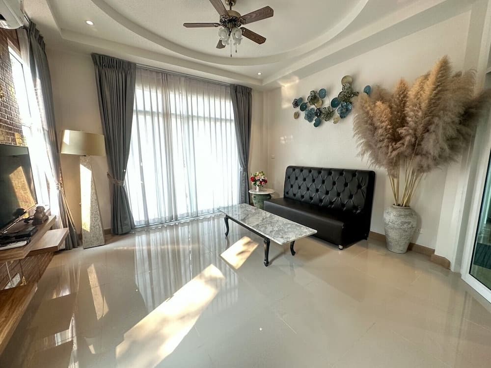 Marc Hotel Maesai