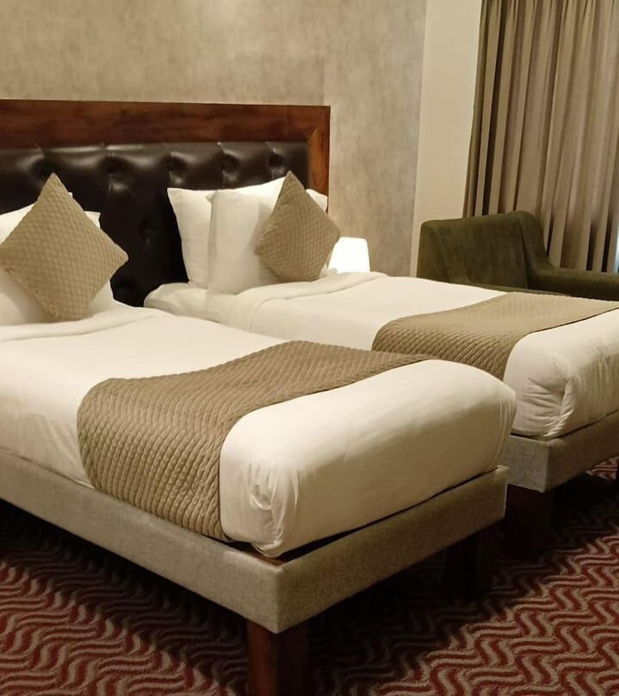 Treebo Trend Hotel Transit