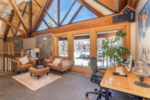 Bear Creek Lodge