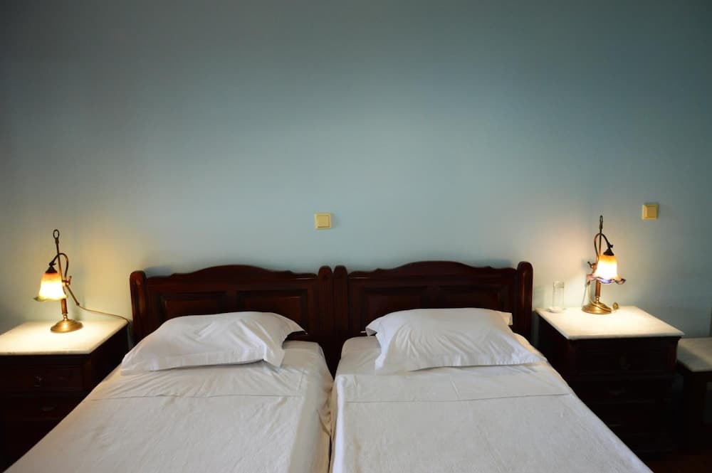 Ilion Hotel