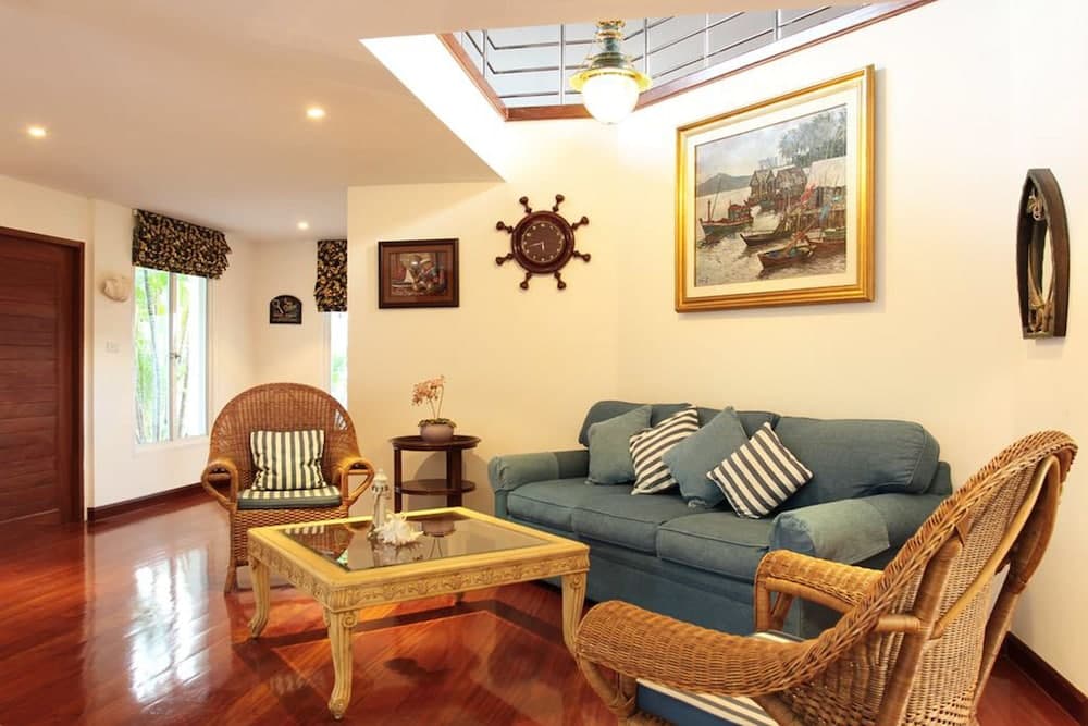 Prompimarn Villa