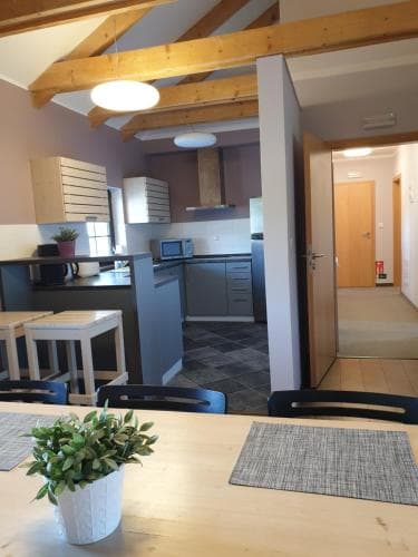 Cestar Apartments