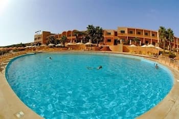 Comino Hotel