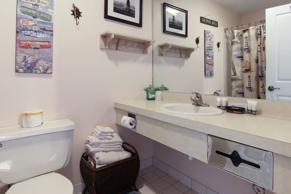 Stone Waters Inn