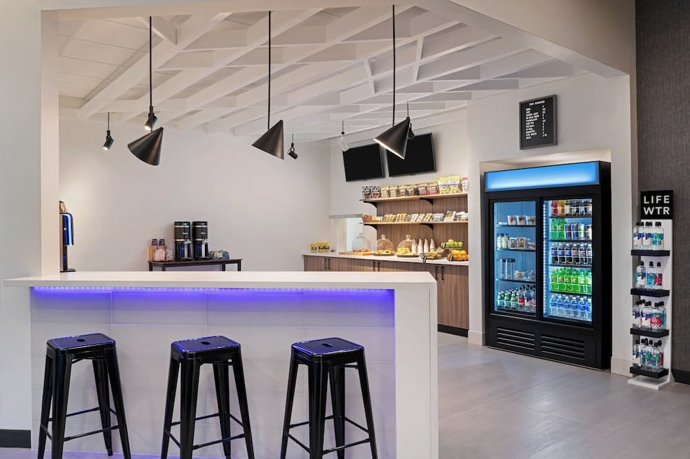 Aloft Katy Mills